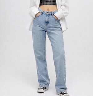 Calvin Klein  Jeans Size 8 Casual Grunge Designer Jeans
